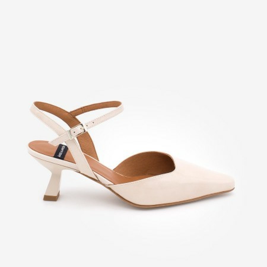 ANGEL ALARCON Wilma - Patent Leather Ankle Strap Pointed Toe Low Heel. | Spring - Summer - Ss