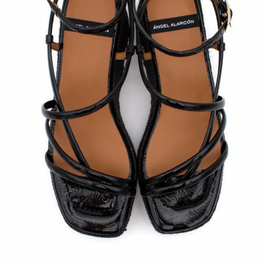 ANGEL ALARCON Shirelles - Patent Leather Sandals With Raffia Wedge | Spring - Summer - Ss