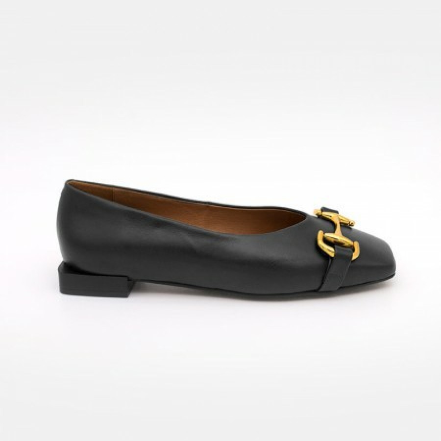 ANGEL ALARCON Vixen - Leather Flat With Metallic Ornament | Autumn - Winter - Aw