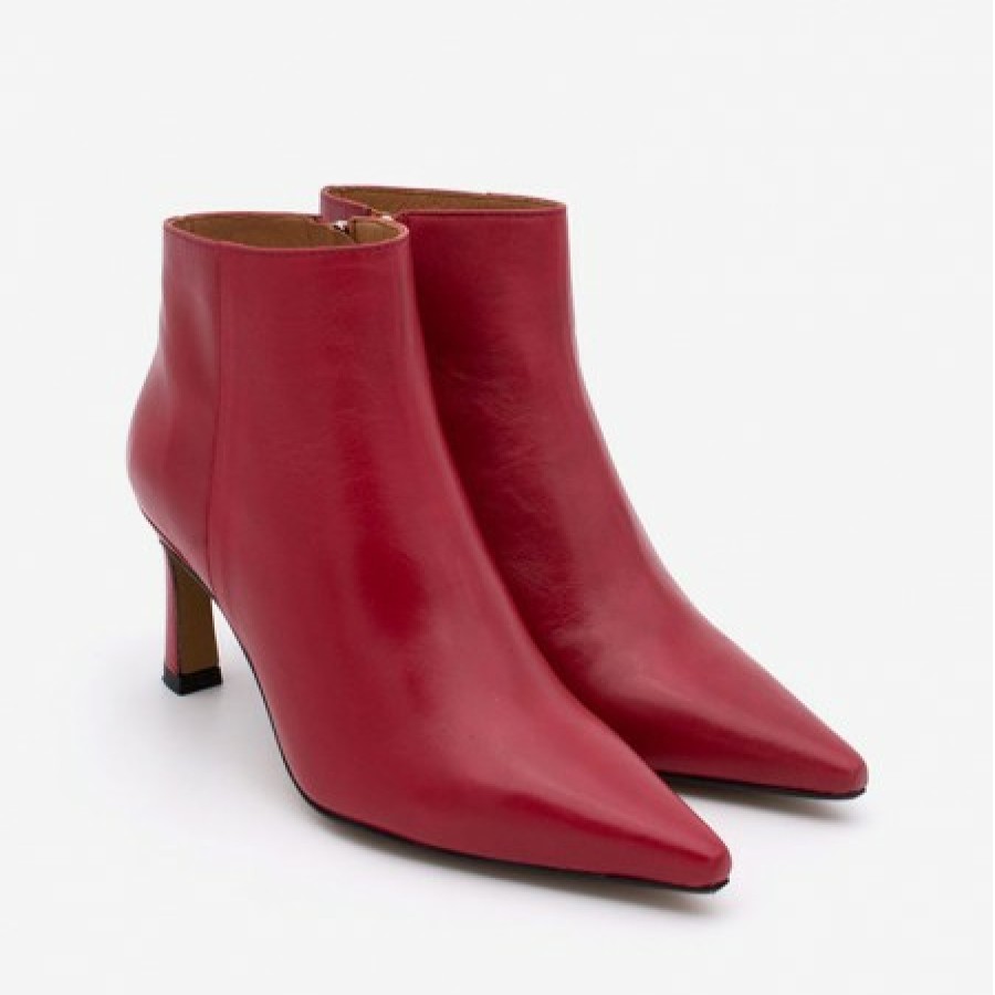 ANGEL ALARCON Moira - Leather Pointed Toe Heeled Booties | Autumn - Winter - Aw