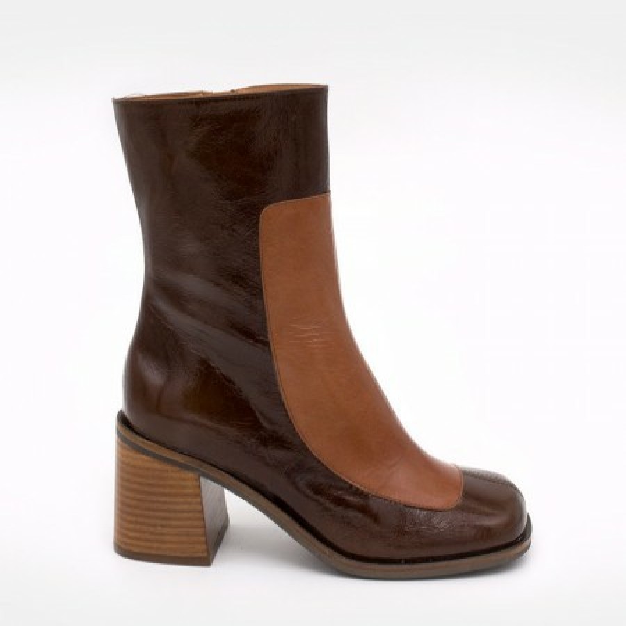 ANGEL ALARCON Jody - Shiny Leather Ankle Boots With Duotone Ornament | Autumn - Winter - Aw