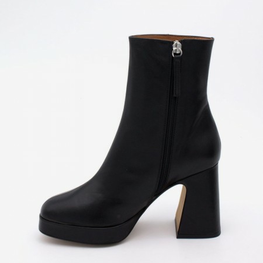 ANGEL ALARCON Olwen - Leather Booties With Block Heel And Platform | Autumn - Winter - Aw