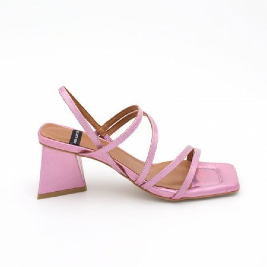 ANGEL ALARCON Guillian - Iridiscence Leather Strappy Sandal With Triangular Heel Design. | Spring - Summer - Ss
