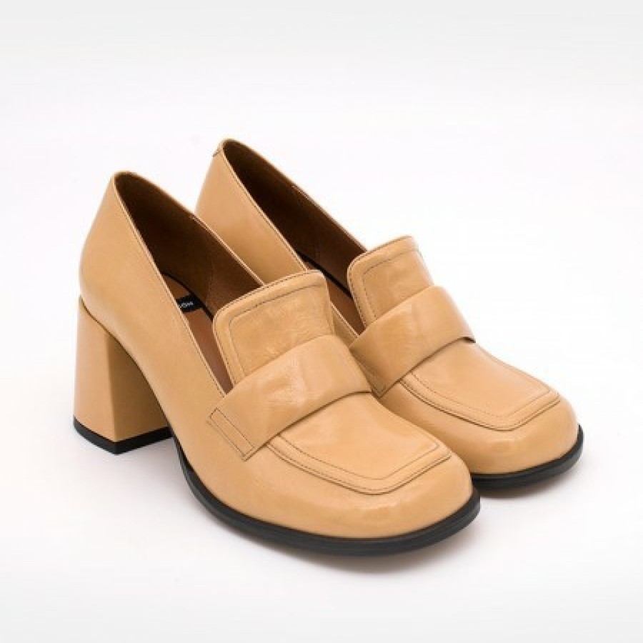 ANGEL ALARCON Abdul - Block Heeled Moccasin Pump With Rounded Shapes | Moccasins
