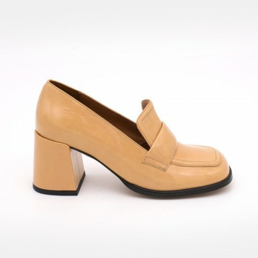 ANGEL ALARCON Abdul - Block Heeled Moccasin Pump With Rounded Shapes | Moccasins