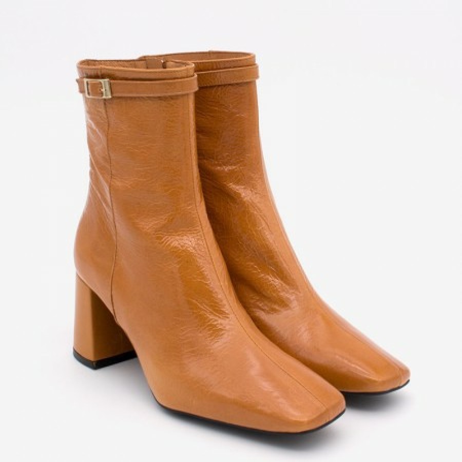 ANGEL ALARCON Jantar - Heeled Shiny Leather Booties With Square Toe & Zipper | Autumn - Winter - Aw