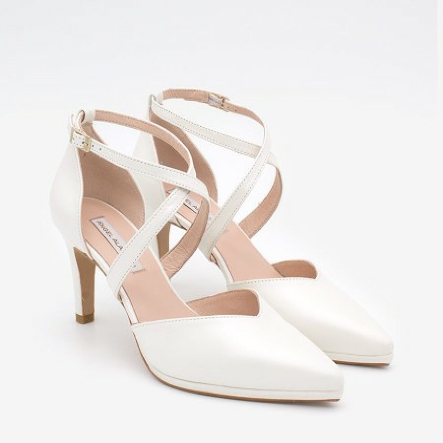ANGEL ALARCON Liliam - Comfortable, Medium Heel And Low Platform Pearl Leather Pump | Wedding Shoes