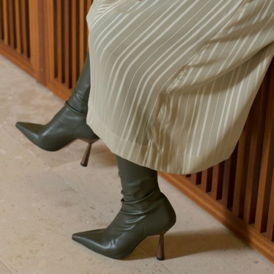 ANGEL ALARCON Lori - Stretch Ankle Boot With High Heel And Pointed Toe | Autumn - Winter - Aw